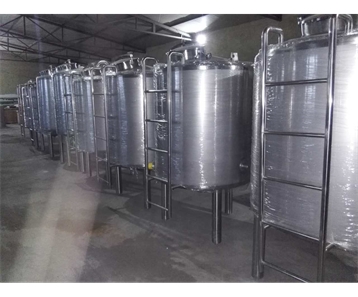 1-2噸發(fā)酵罐、待裝罐、CIP罐